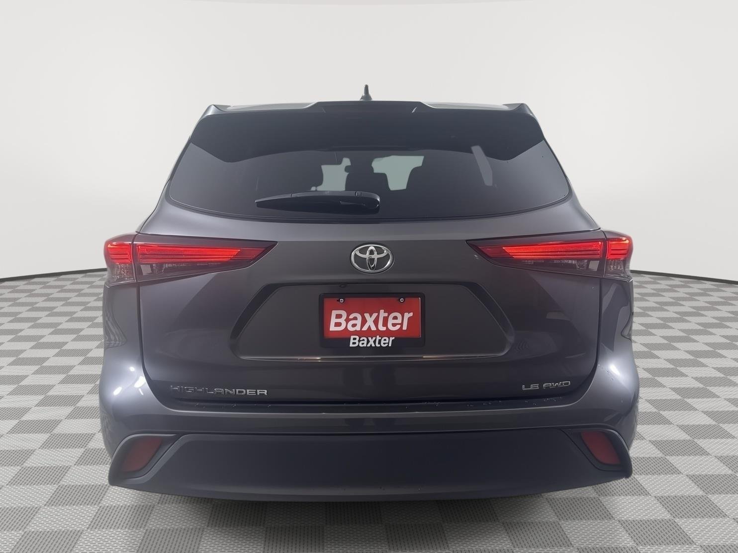 Used 2020 Magnetic Gray Metallic Toyota LE image 15