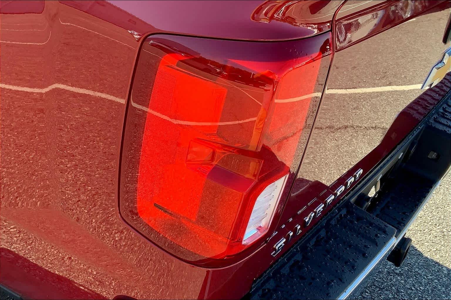 Used 2018 Cajun Red Tintcoat Chevrolet LTZ image 27