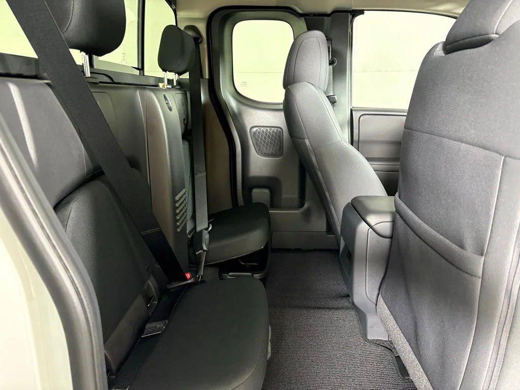 New 2026 Glacier White Nissan King Cab® S image 15