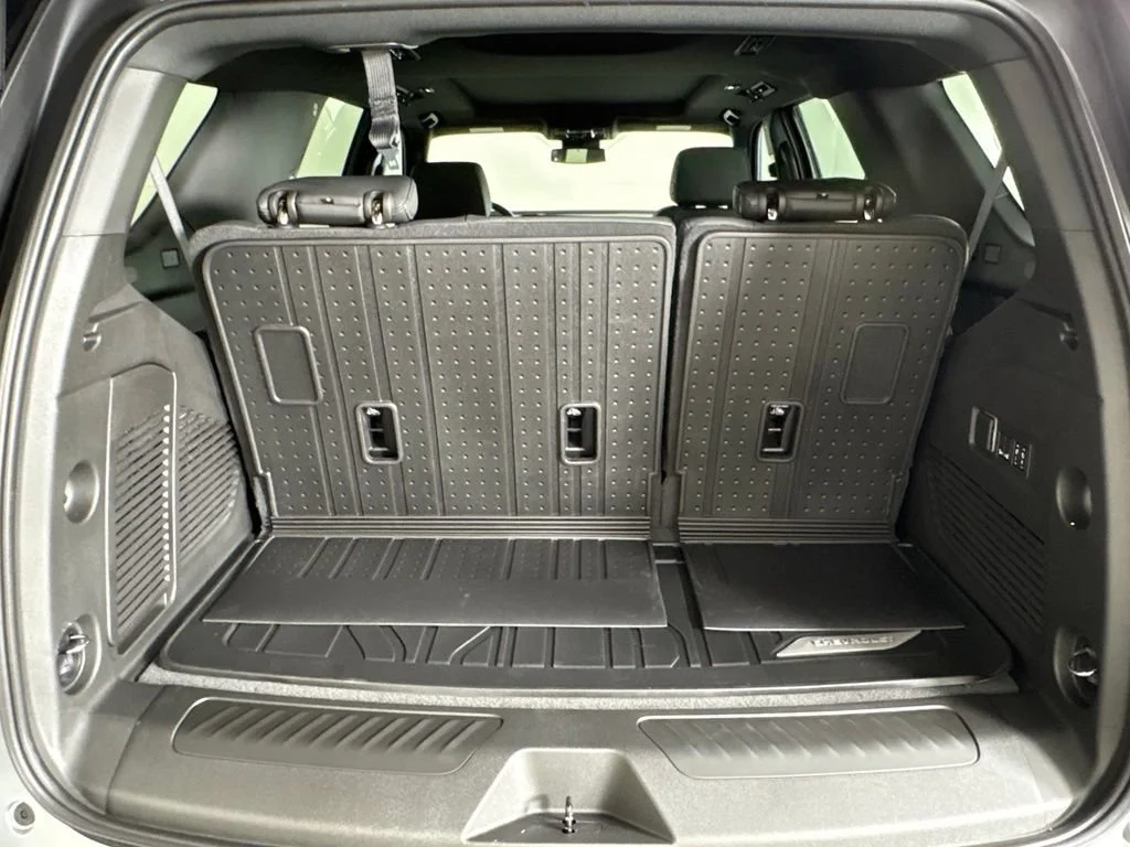 New 2026 Sterling Gray Metallic Chevrolet LT image 22