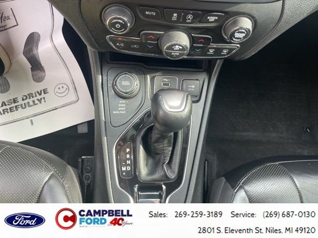 Used 2020 Bright White Clearcoat Jeep Limited image 33