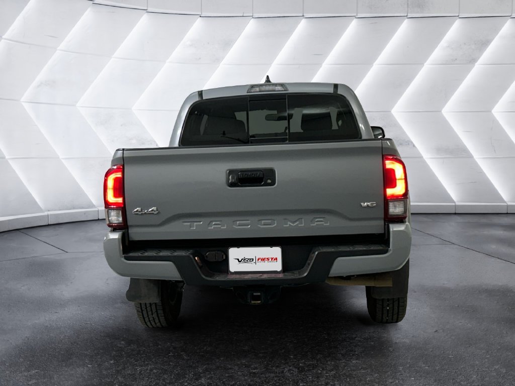 Used 2020  Toyota SR5 image 5