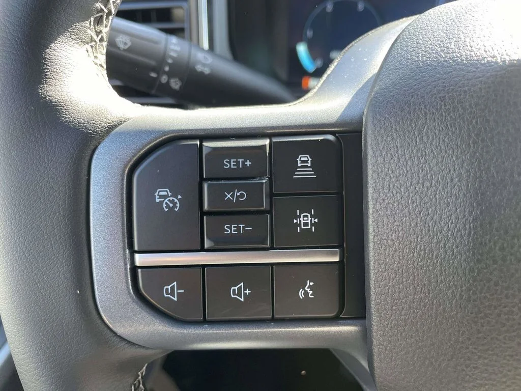 New 2026 White Ford Lariat image 23
