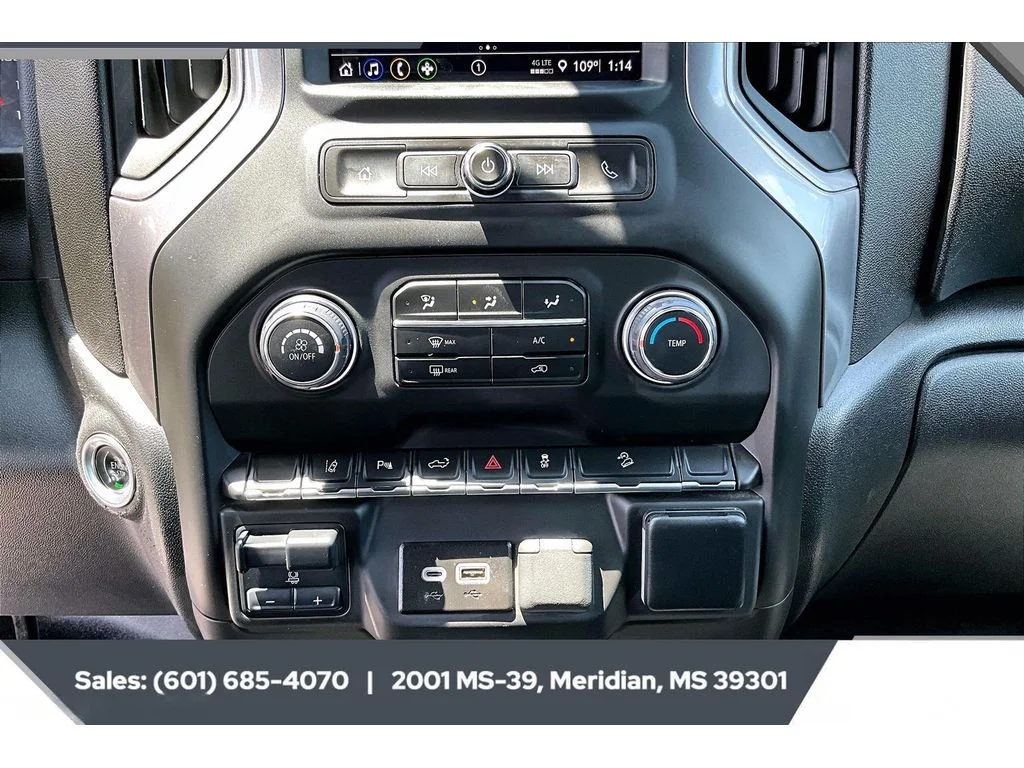 Used 2024 Summit White Chevrolet Custom image 22