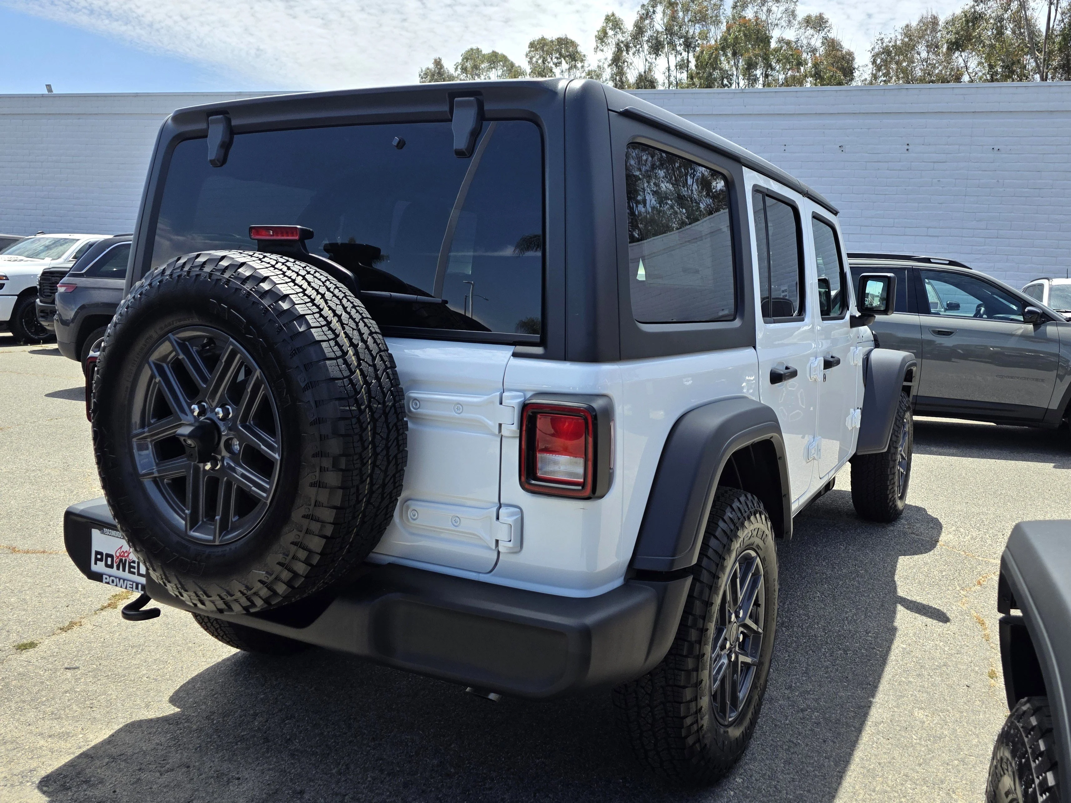 New 2026 Bright White Clearcoat Jeep Sport S image 5