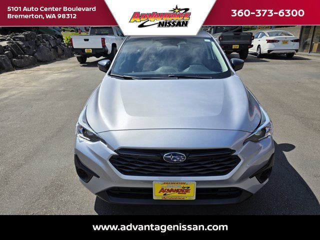 Used 2025 Ice Silver Metallic Subaru Base image 9