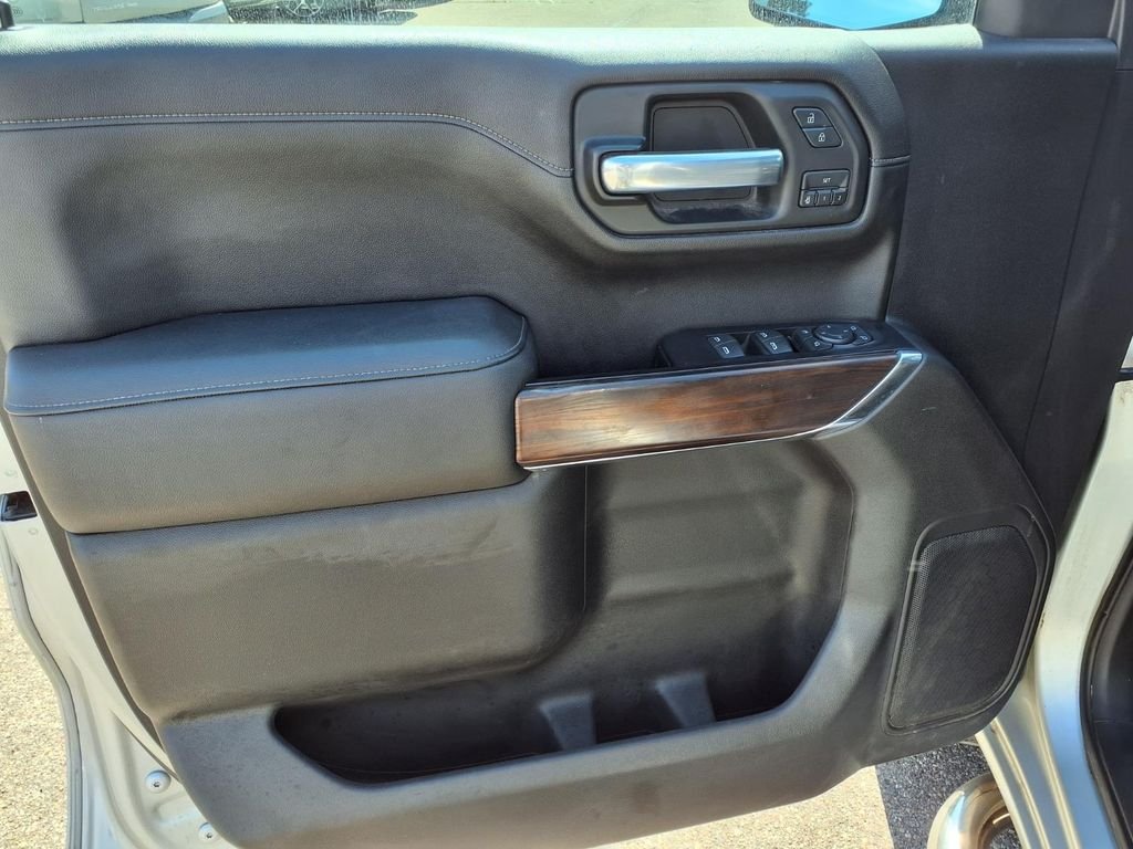 Used 2019 Silver GMC SLT image 13