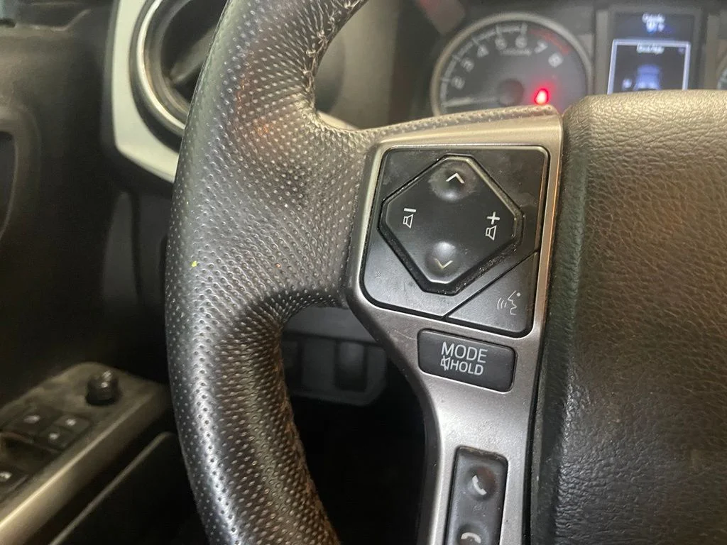 Used 2022 Gray Toyota SR5 image 12