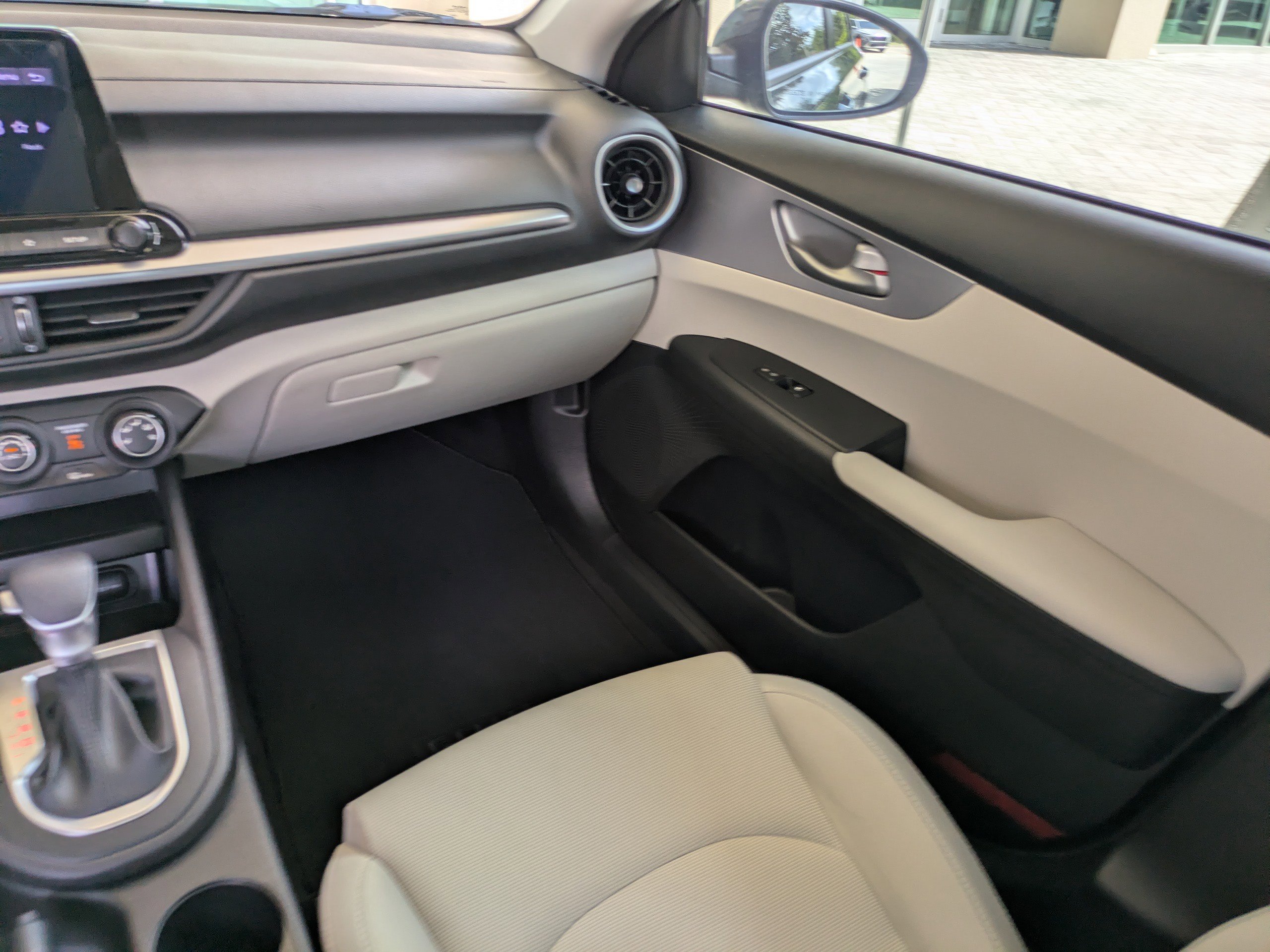 2022 Kia FORTE LXS - Photo 15