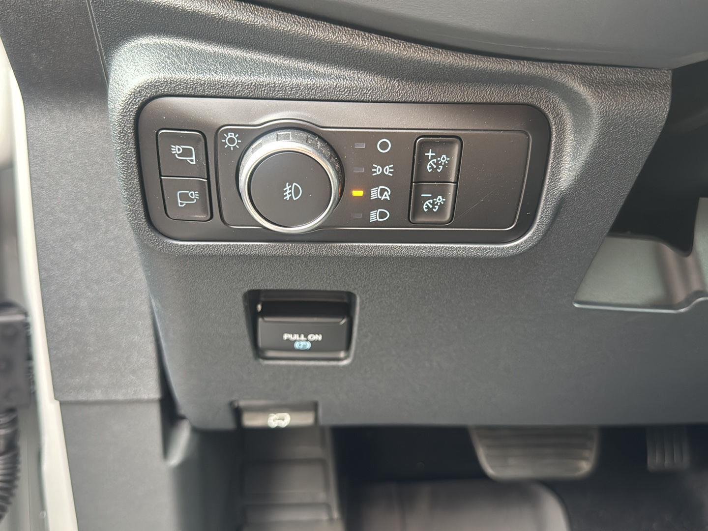 Used 2026 Avalanche Gray Ford Raptor image 15