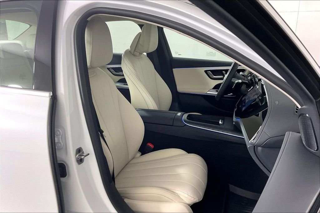 2026 Mercedes-Benz E-Class E350 - Photo 7