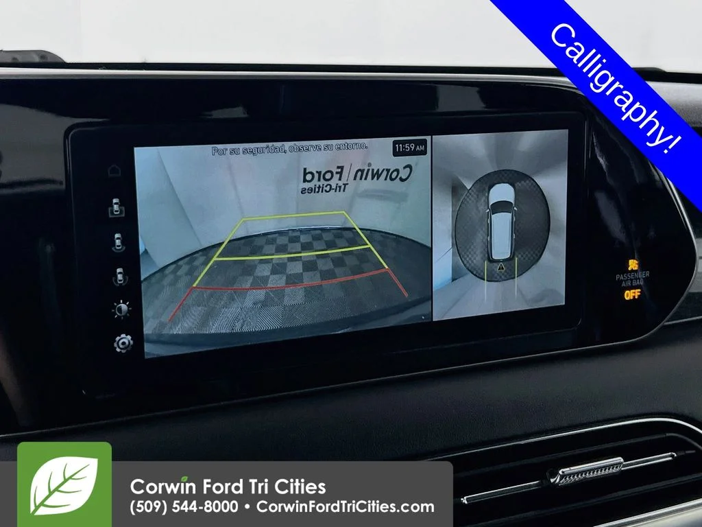 Used 2022 Silver Hyundai Calligraphy image 23