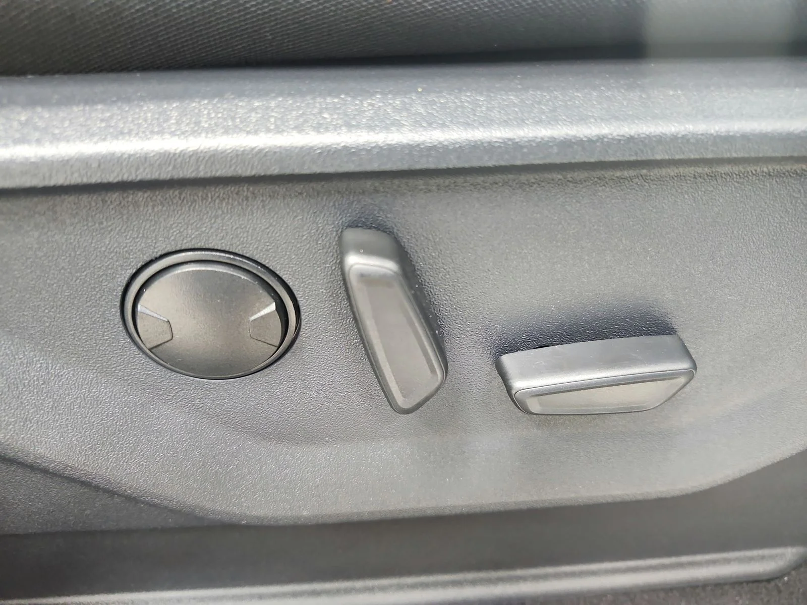 Used 2023 White Ford XLT image 45