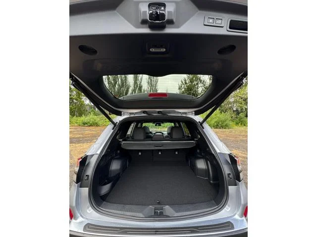 New 2026 ICE SILVER METALLIC Subaru Premium Hybrid image 9