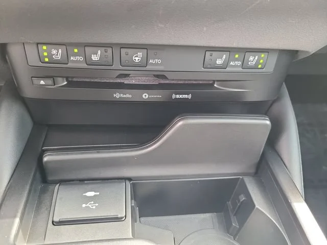 Used 2022 Gray Lexus ES 350 image 31