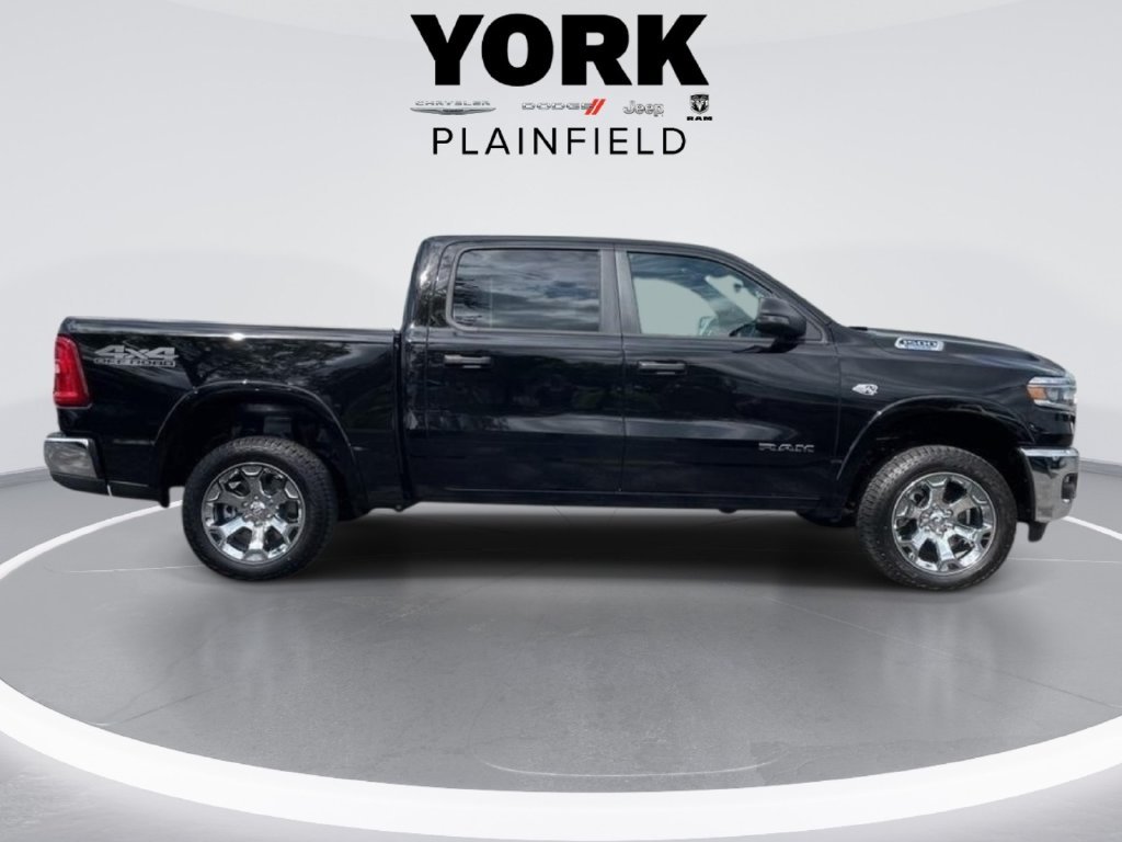 New 2026 Diamond Black Crystal Pearl-Coat Exterior Paint RAM Big Horn/Lone Star image 6