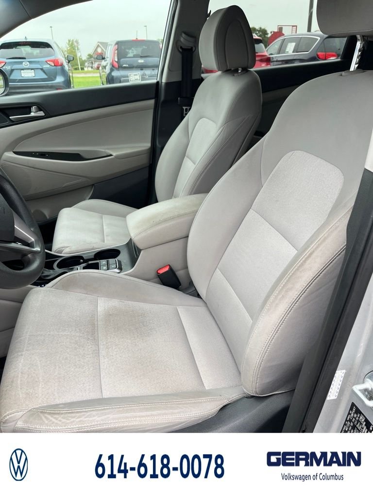 Used 2018 Molten Silver Hyundai SEL image 21