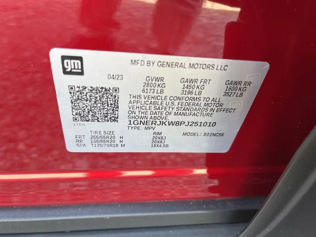 Used 2023 Red Chevrolet RS image 43