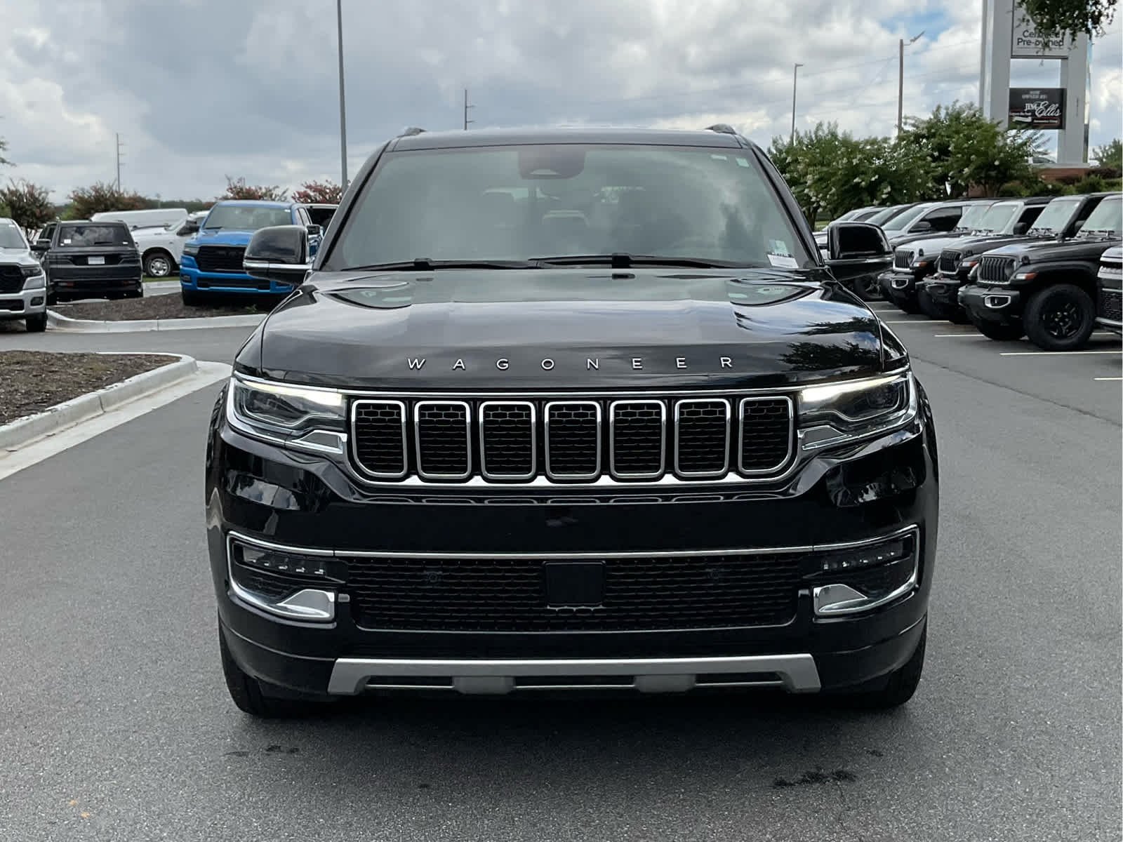 Used 2024 Diamond Black Crystal Pearlcoat Jeep Series II image 2