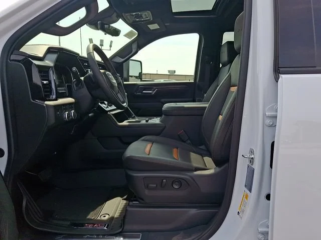 New 2026 Summit White GMC AT4 image 10