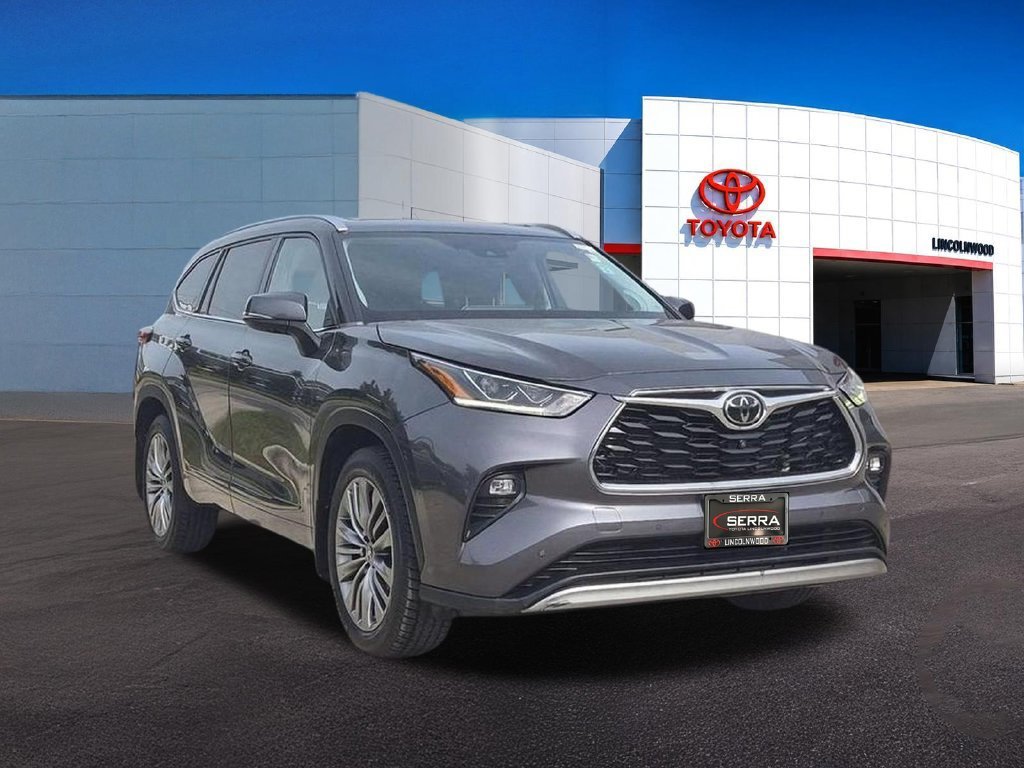Used 2021 Gray Toyota Platinum image 9