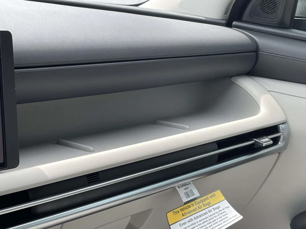 New 2026 Gray Hyundai SEL image 31