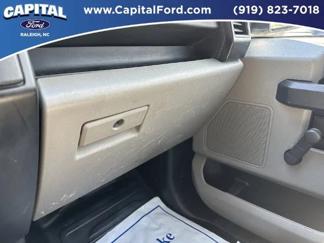 Used 2018 White Ford XL image 24