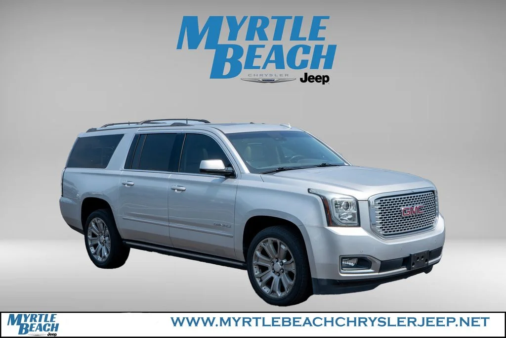 Used 2017 Quicksilver Metallic GMC Denali image 8