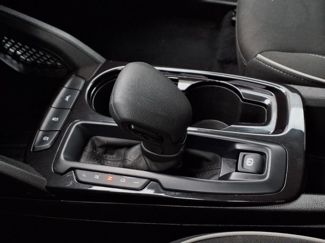 Used 2025 White Chevrolet LT image 15