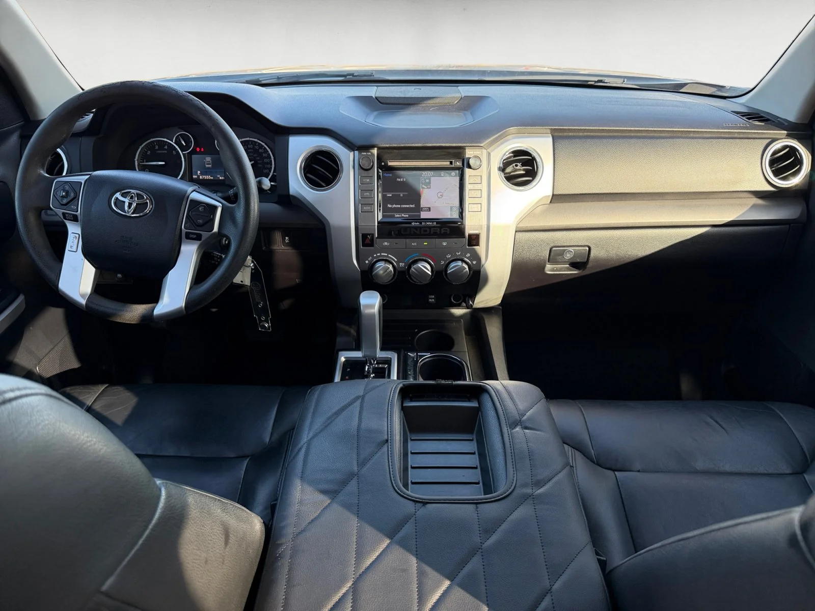 Used 2016 Black Toyota SR5 image 14