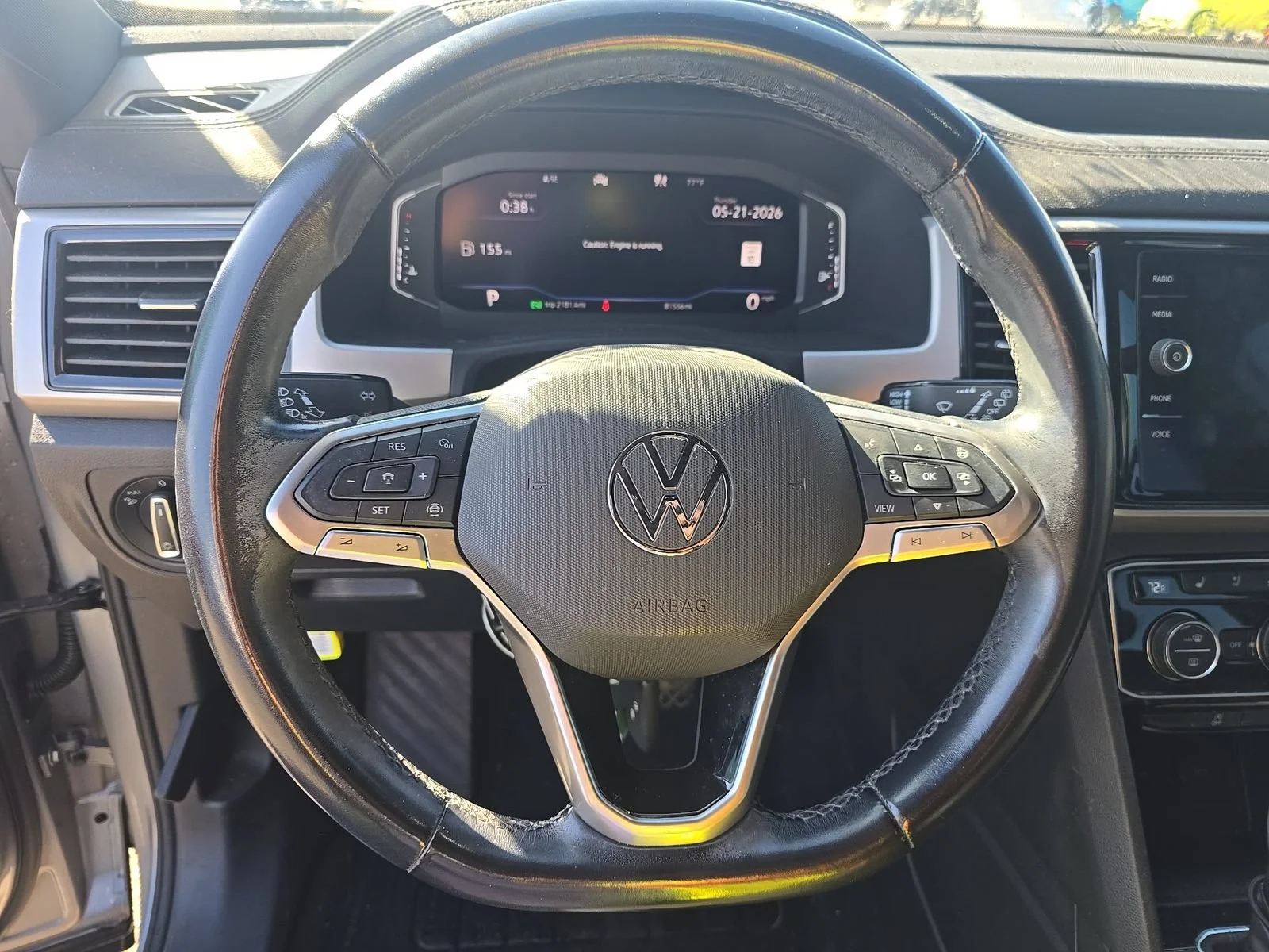 Used 2020 Pyrite Silver Metallic Volkswagen 3.6L V6 SEL Premium image 9