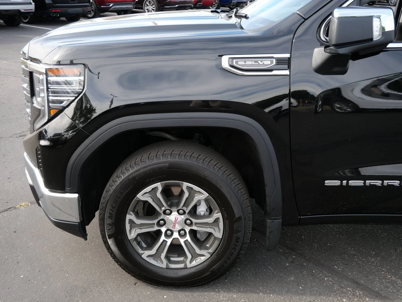 Certified Used 2026 Onyx Black GMC SLT image 7