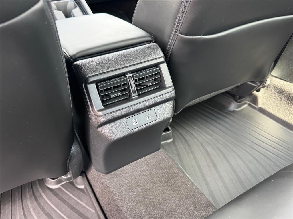 Used 2024 Crystal Black Pearl Honda Touring image 15
