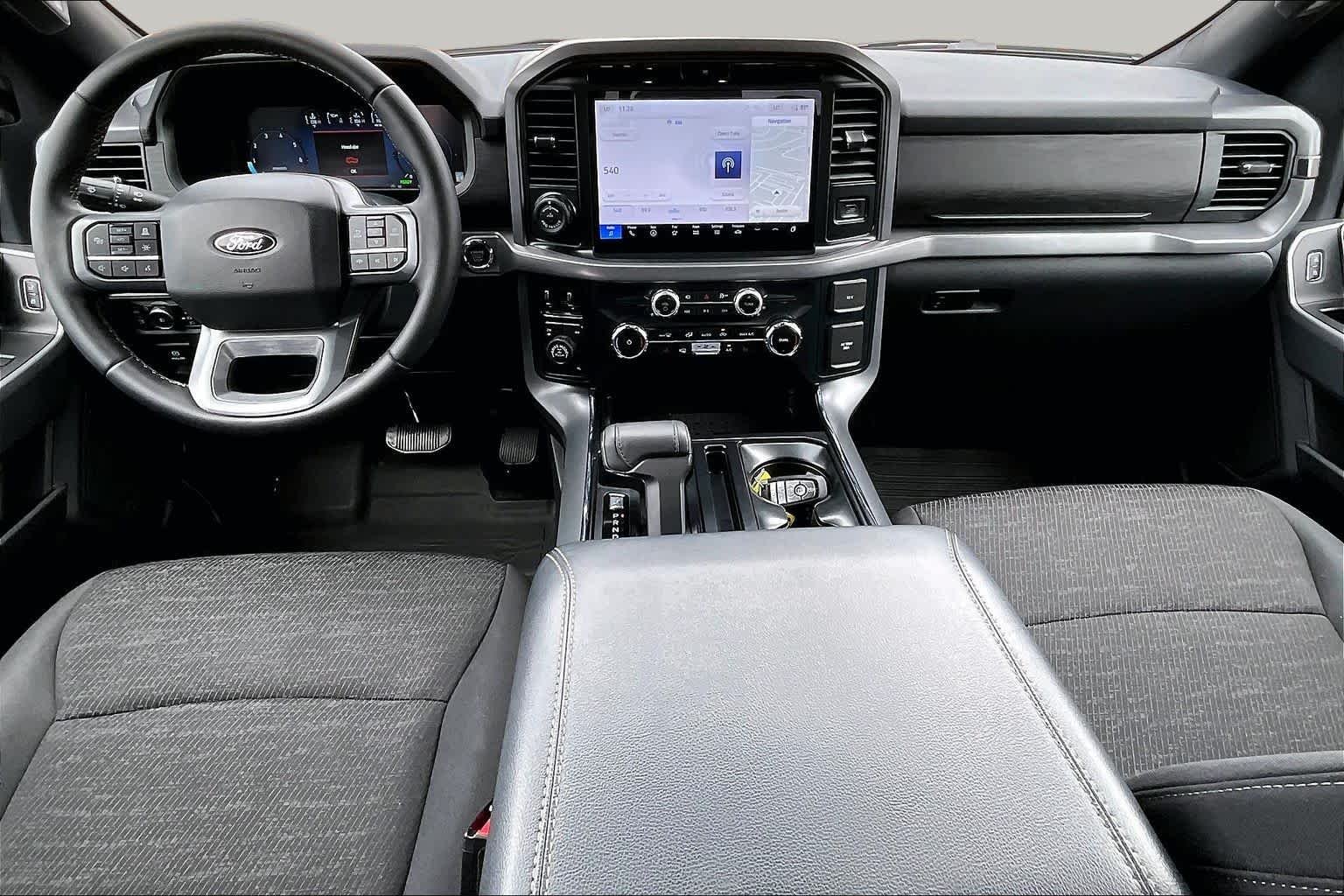 Used 2025 Space White Metallic Ford XLT image 20