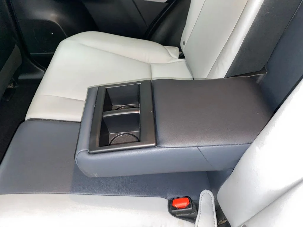 Used 2017 White Toyota Platinum image 12