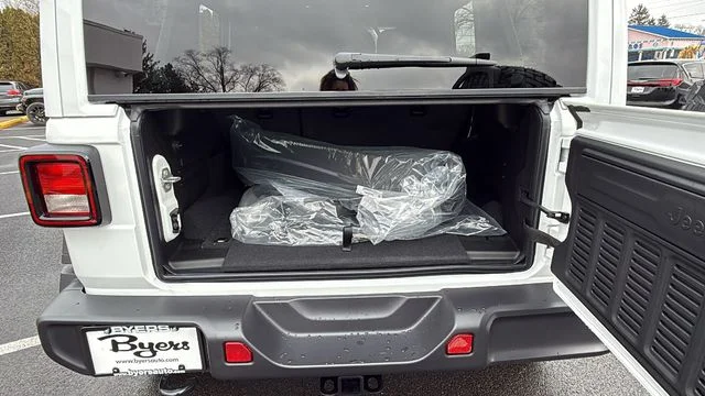 New 2026 Bright White Clear-Coat Exterior Paint Jeep Willys image 25