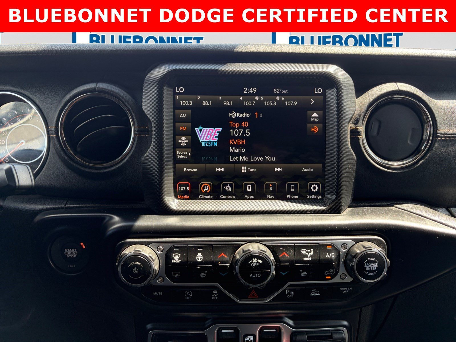 Used 2022 Black Clearcoat Jeep High Altitude image 15