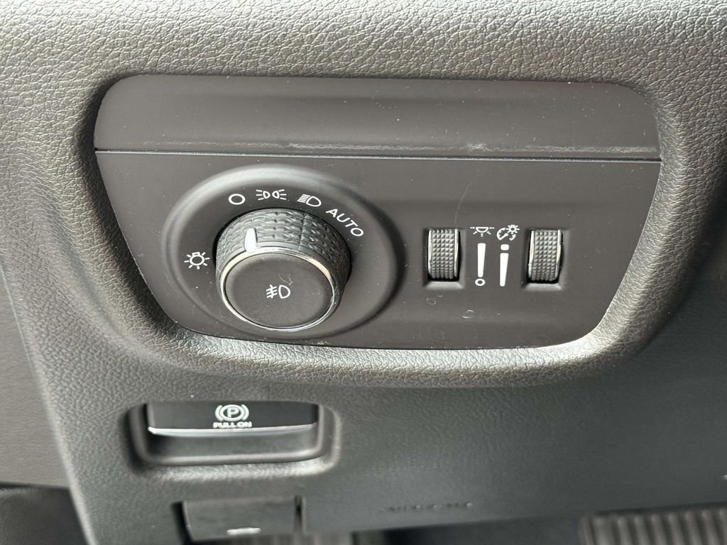 Used 2023 Bright White Clearcoat Jeep Limited image 32