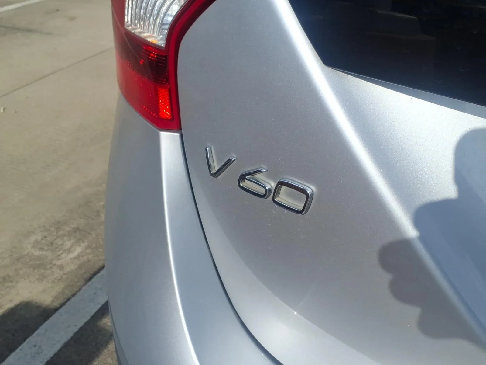 Used 2015 Silver Volvo T5 Premier image 9