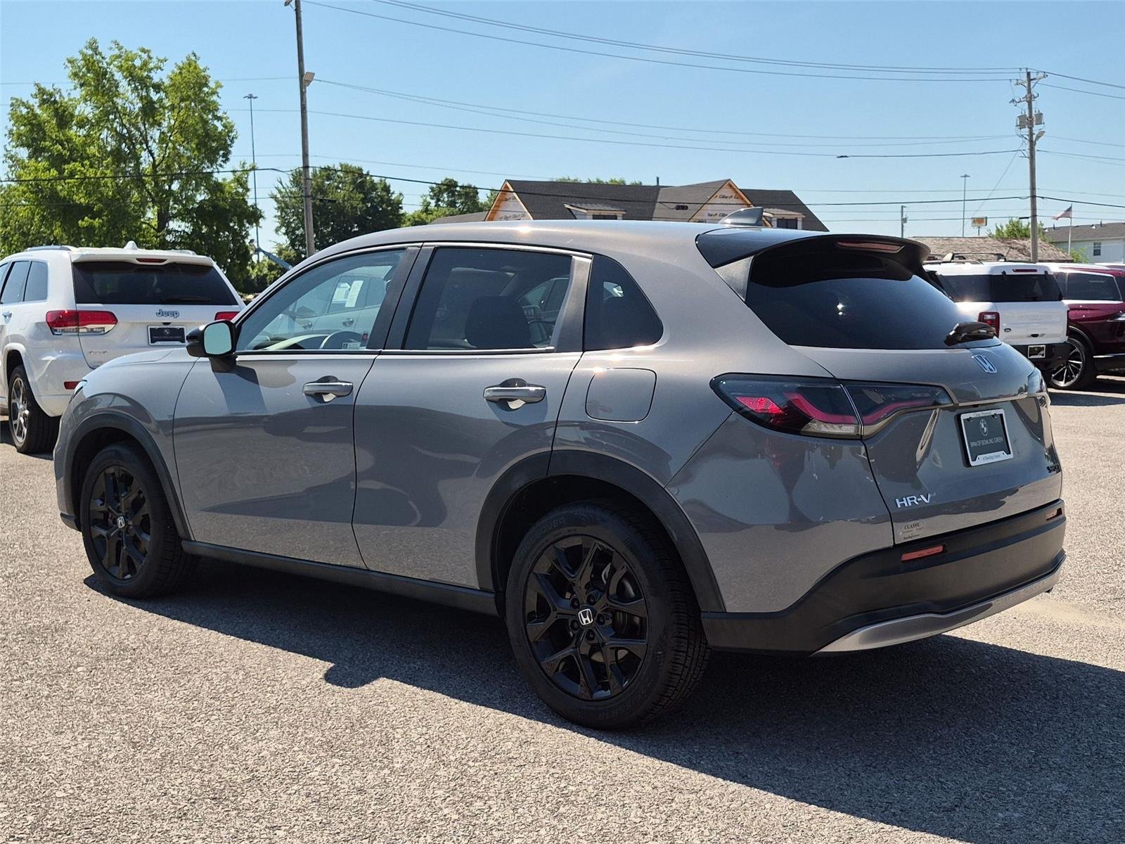 Used 2023 Urban Gray Pearl Honda Sport image 3