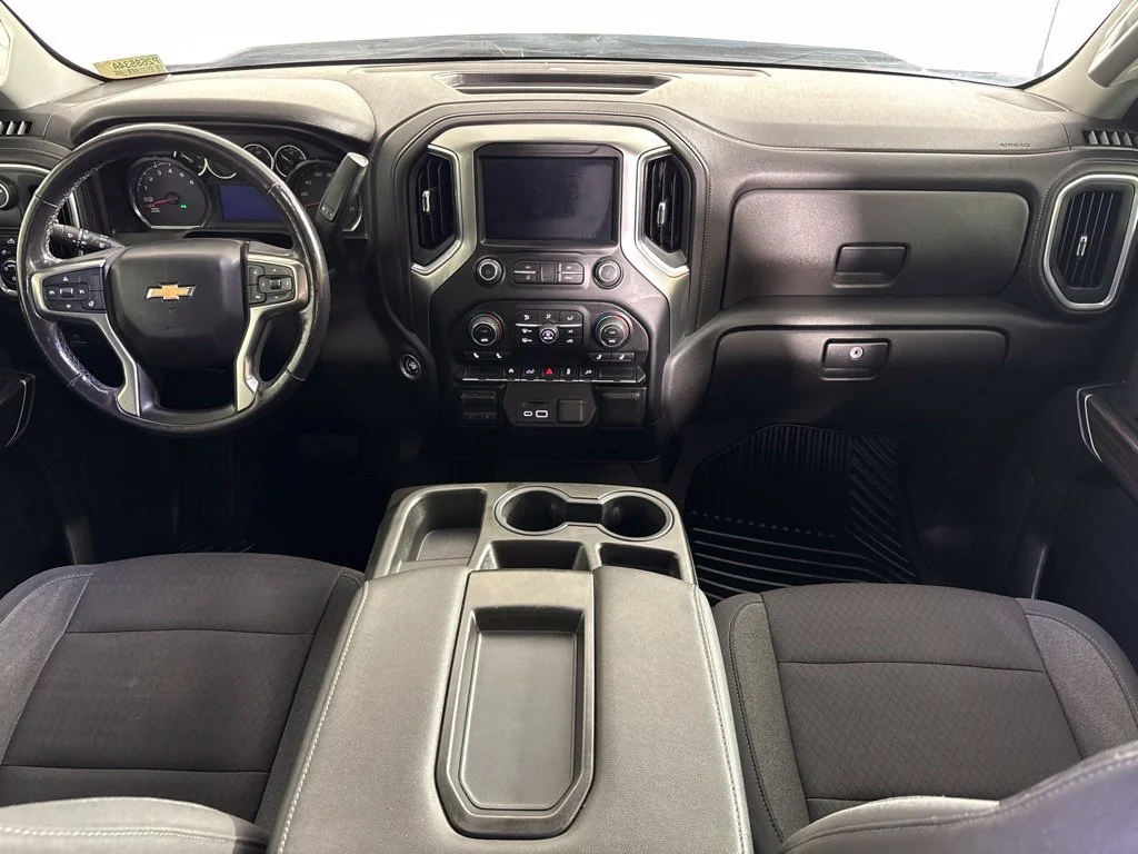 Used 2022 Silver Chevrolet LT image 17