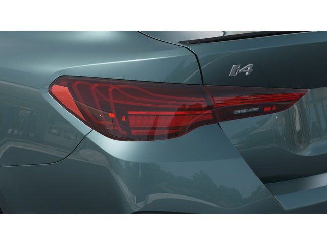 New 2026 Cape York Green Metallic BMW  image 8