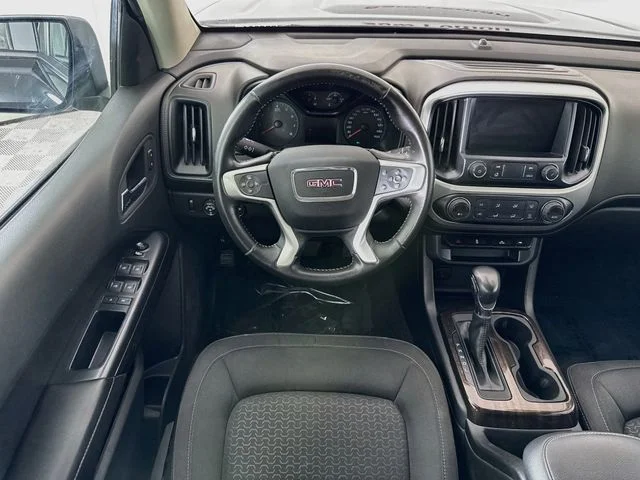 Used 2022 Black GMC Elevation image 21