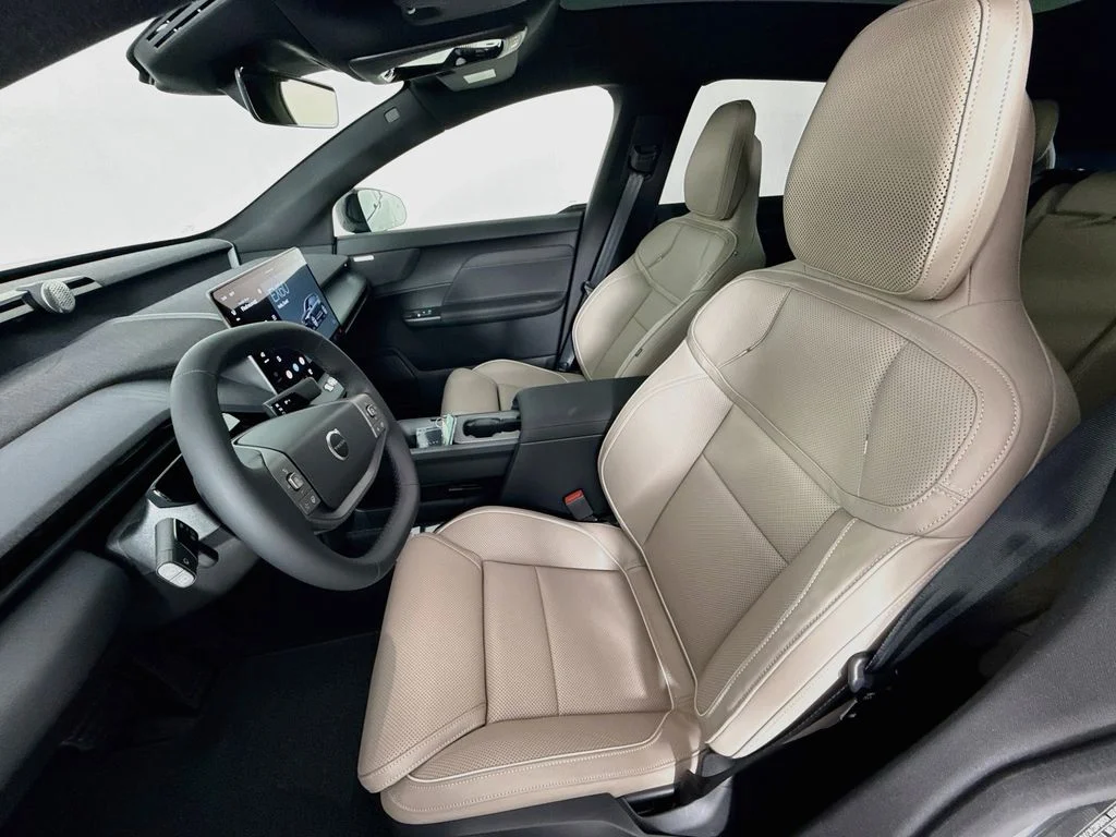 New 2027  Volvo  image 5