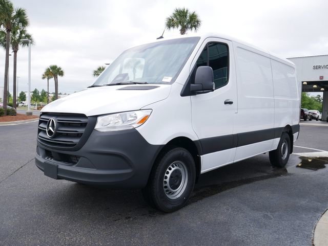 New 2026 Arctic White Mercedes-Benz Cargo 144 WB image 26