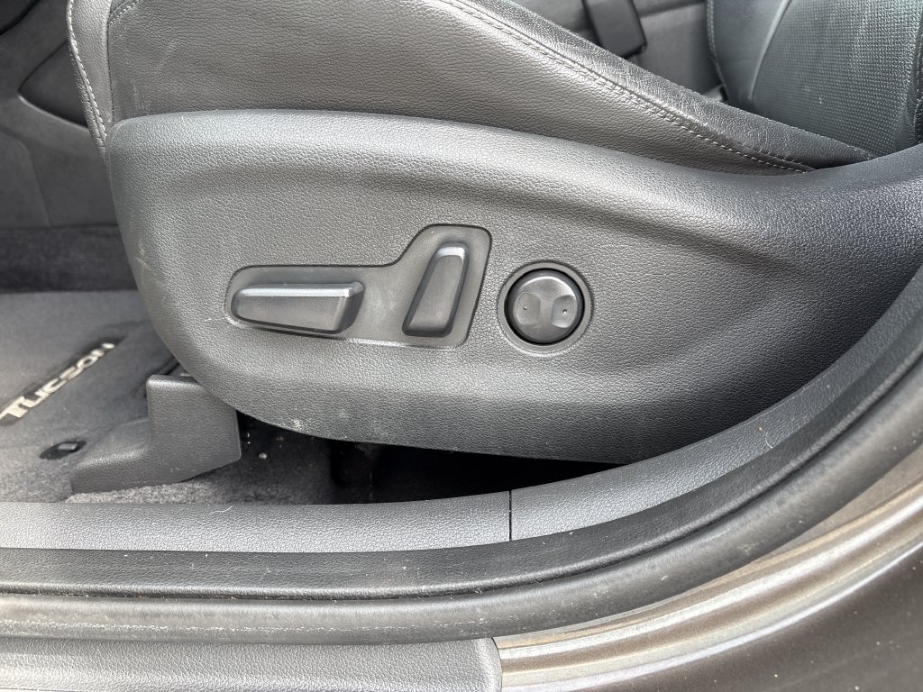 2020 Hyundai Tucson Limited - Photo 12