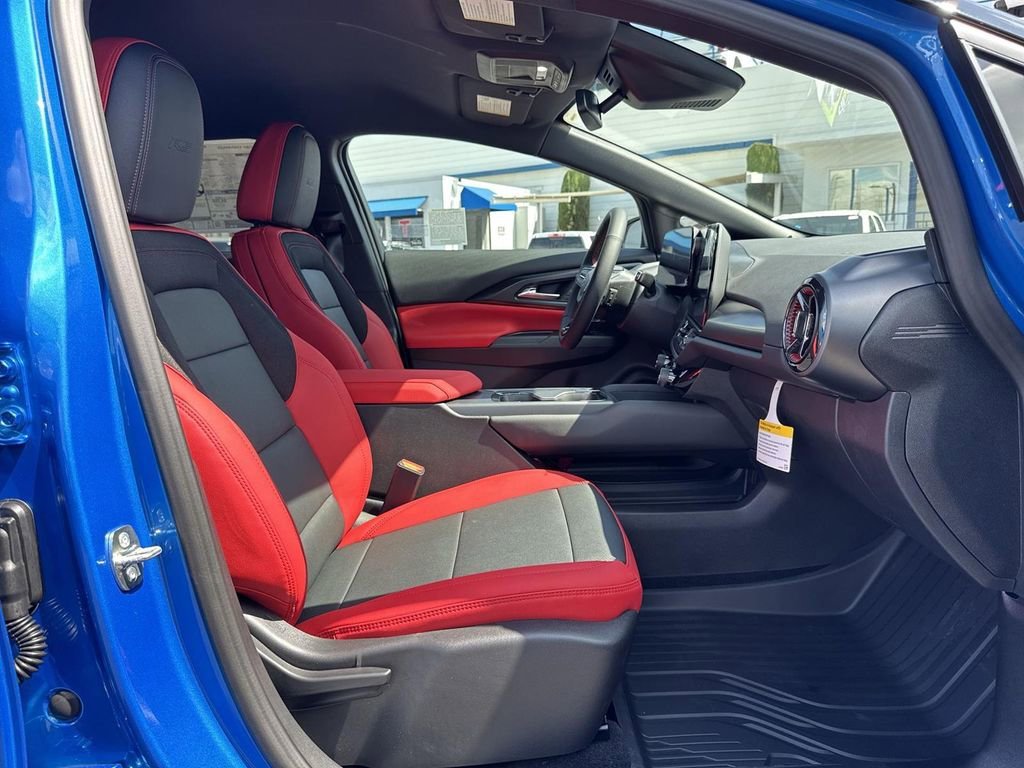 2026 Chevrolet Equinox EV RS - Photo 32