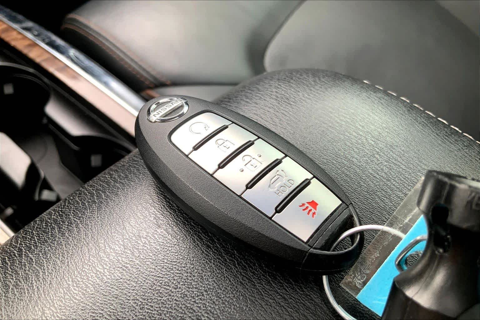 Used 2020 Gun Metallic Nissan SL image 15