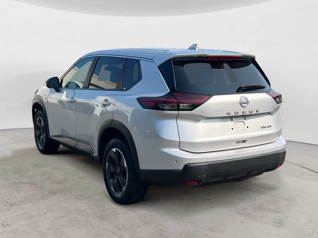 Used 2024 Silver Nissan SV image 3