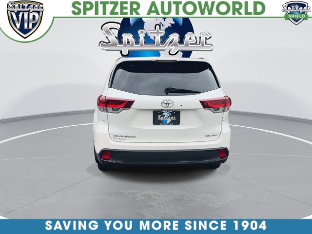 Used 2019 White Toyota SE image 14